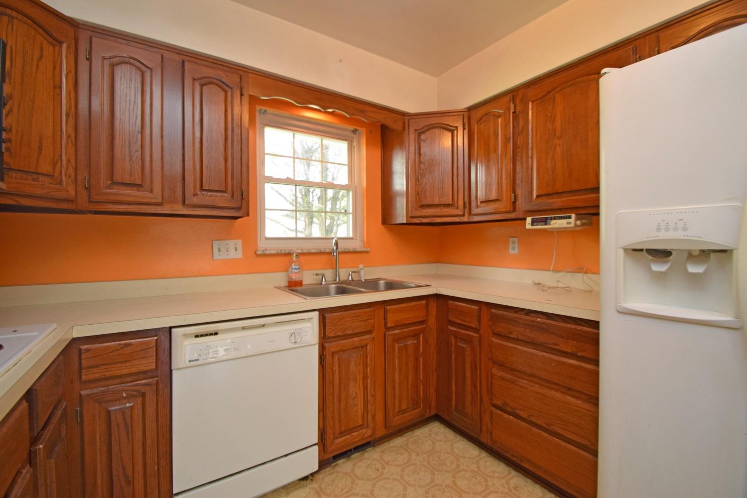 2362 Wolfangel Rd, Cincinnati OH 45244