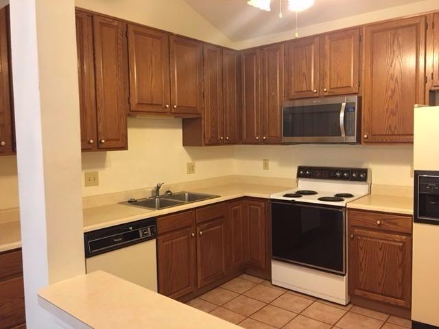 7609 Skyview Cir