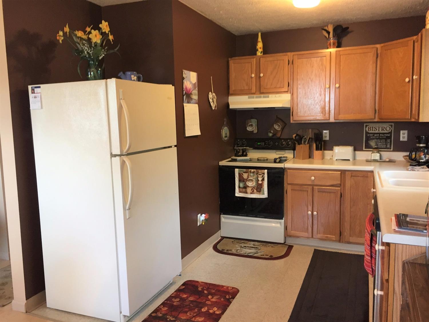 6454 Parkview Cir
