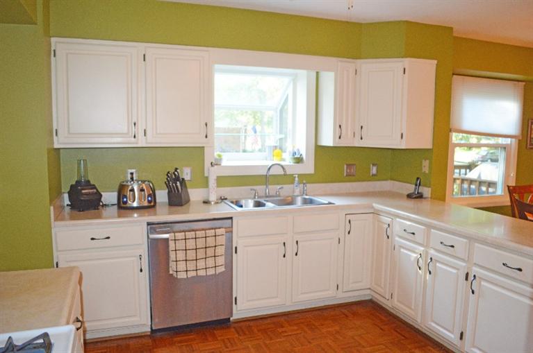 For Sale: 963 Duxbury Ct Cincinnati, OH 45255