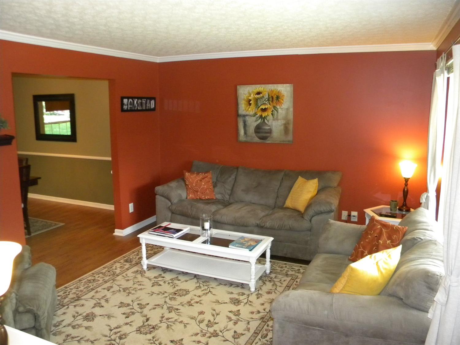 For Sale: 537 Sugar Maple Ct Cincinnati, OH 45255