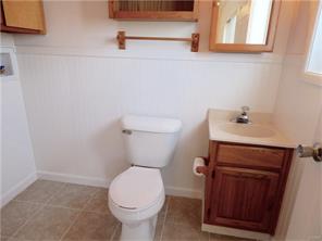 332 Lutz Dr