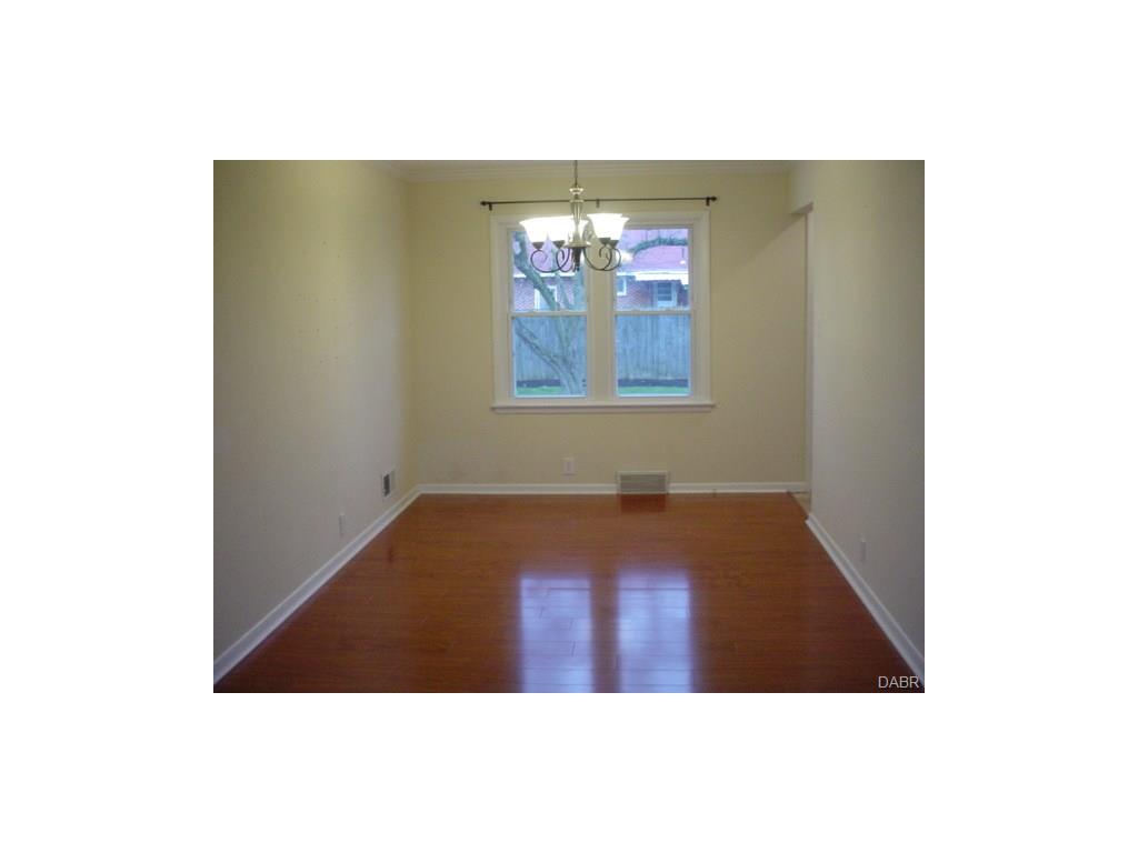 2121 Wellington Ct