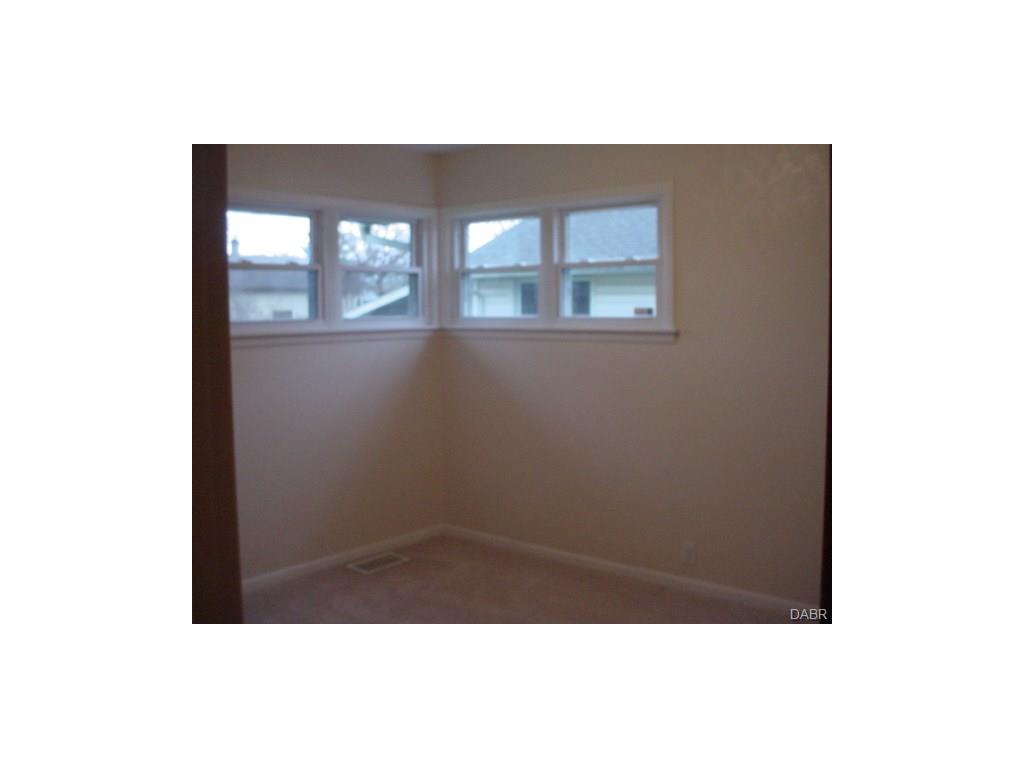2121 Wellington Ct