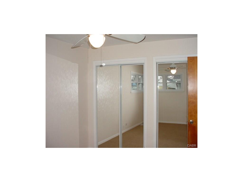 2121 Wellington Ct