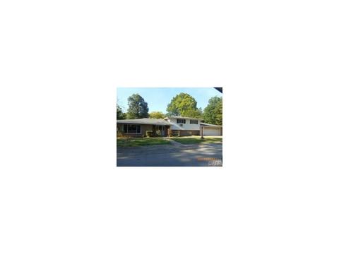 822 S Maple Ave