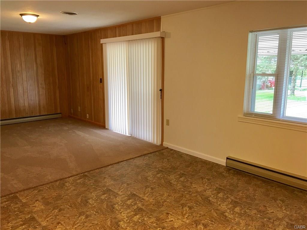 21 S Circle Dr