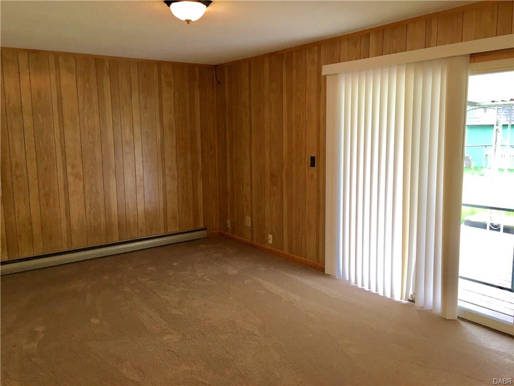 21 S Circle Dr