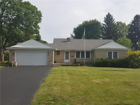 203 E Park Dr