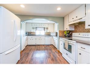 For Sale: 5732 Kruckeberg Rd Greenville, OH 45331