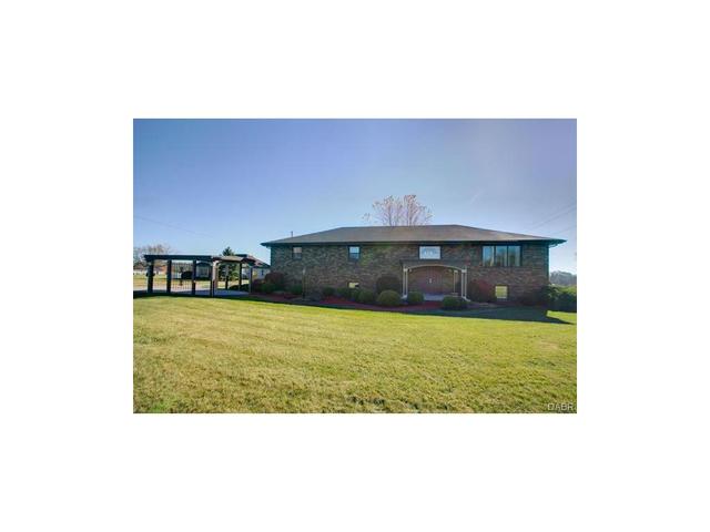 2095 Ashbrook