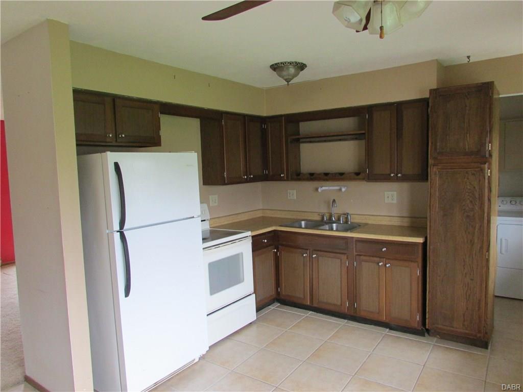 238 Estonia Dr