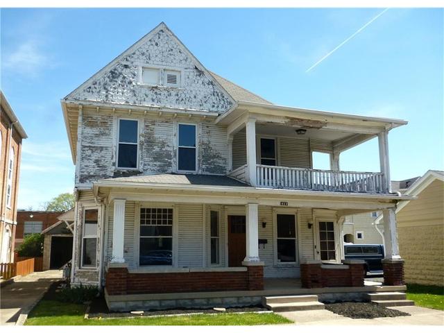 713 S Main