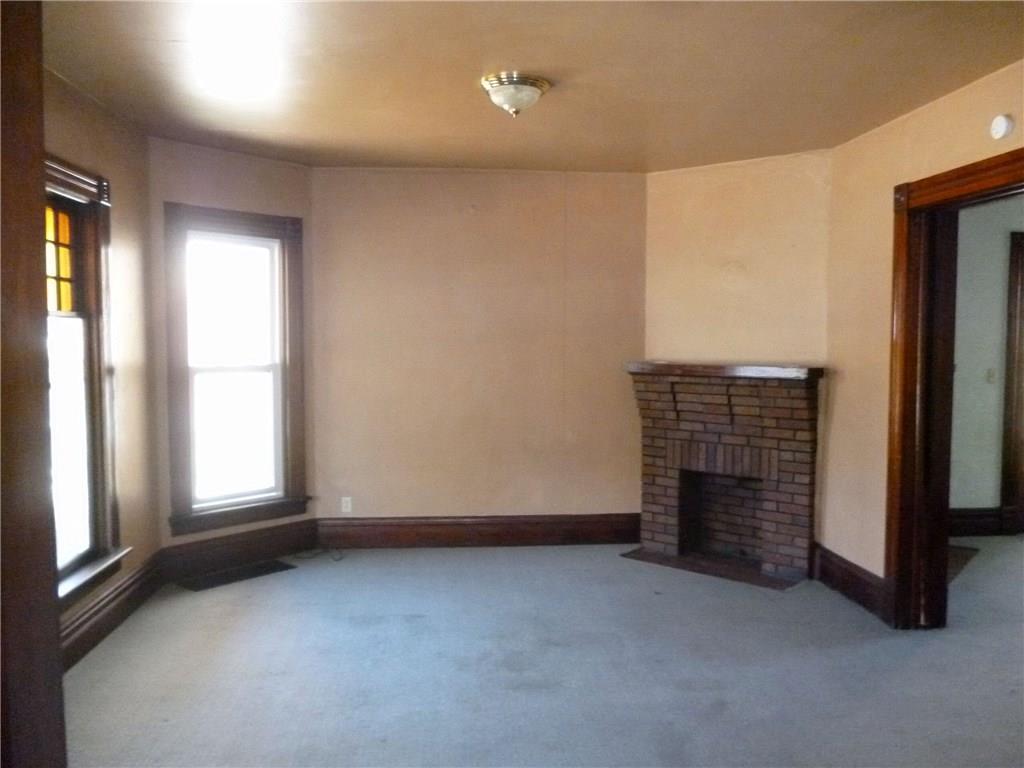 713 S Main