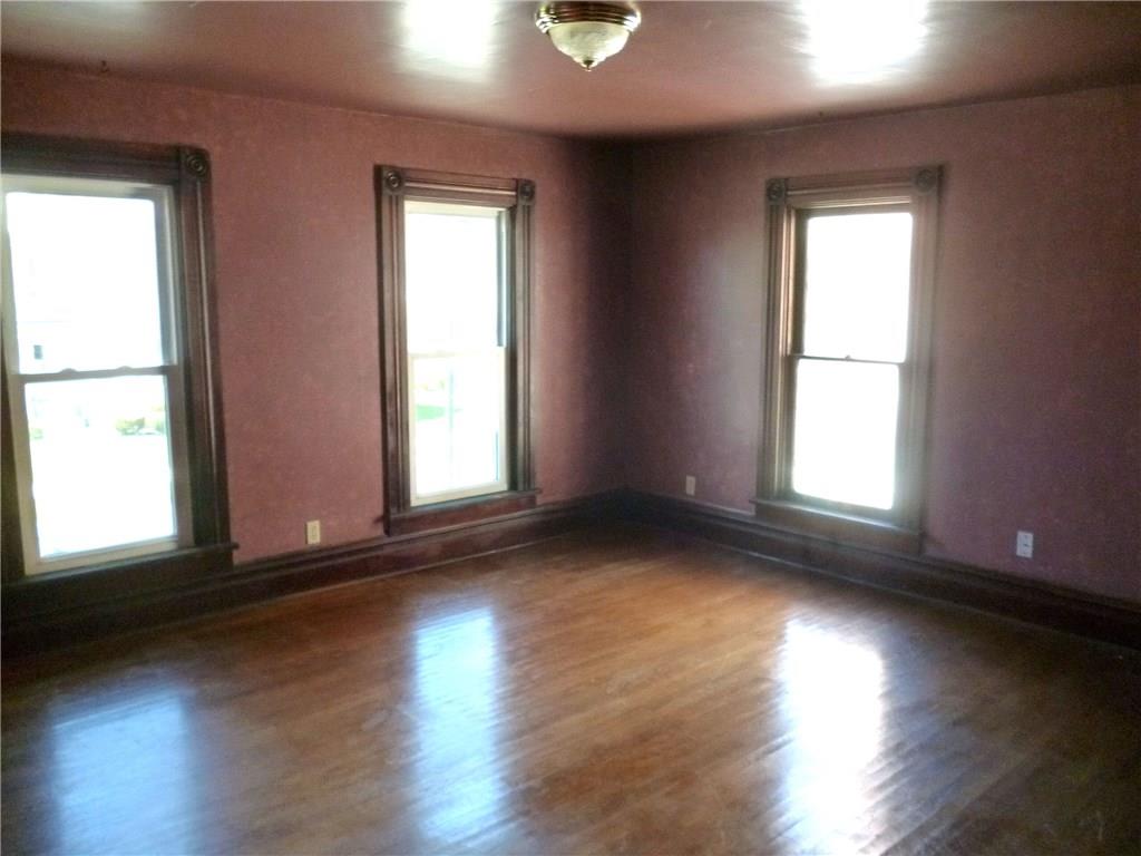 713 S Main