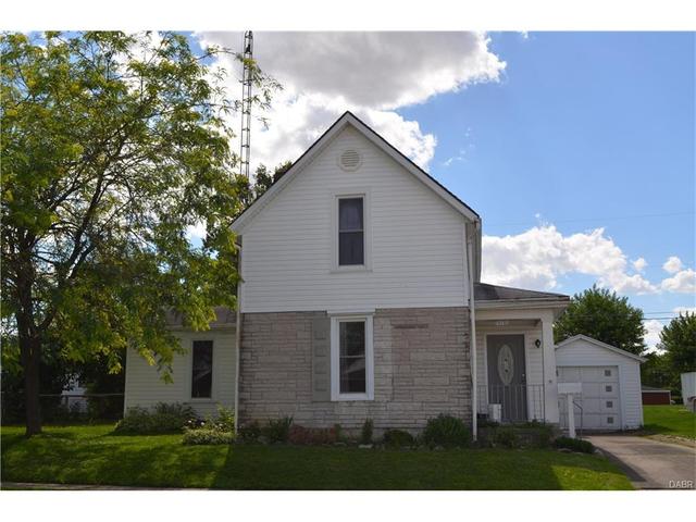 715 N College