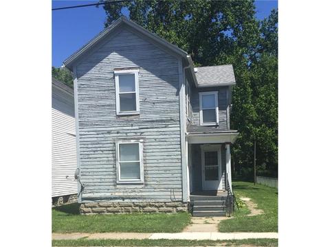 715 N College