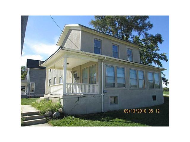 223 W North St