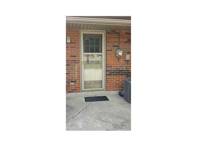 303 S Main St