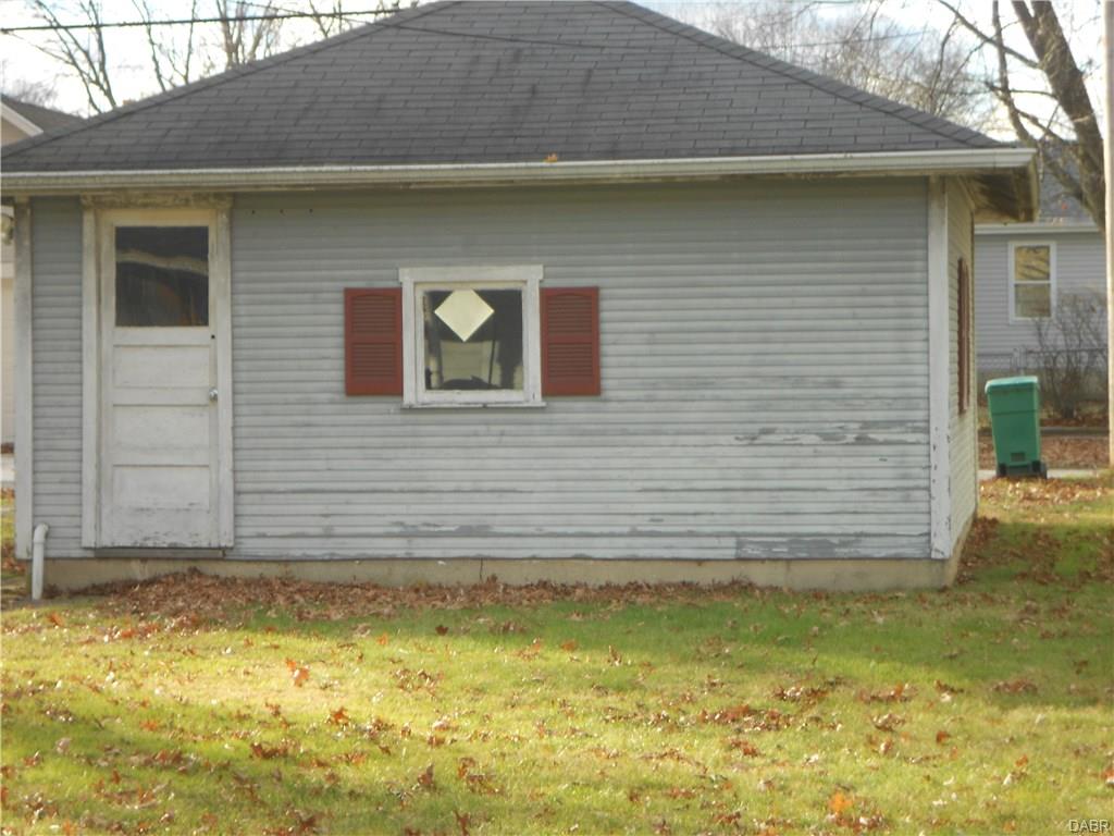 117 E Van Lake Dr