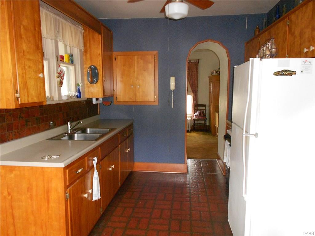 117 E Van Lake Dr