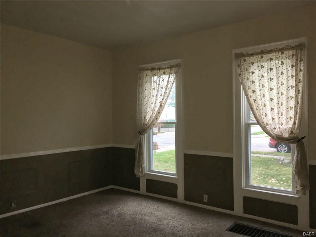 329 S Mulberry
