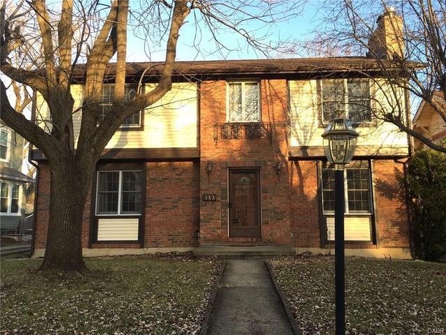 2738 E Kearney Ln
