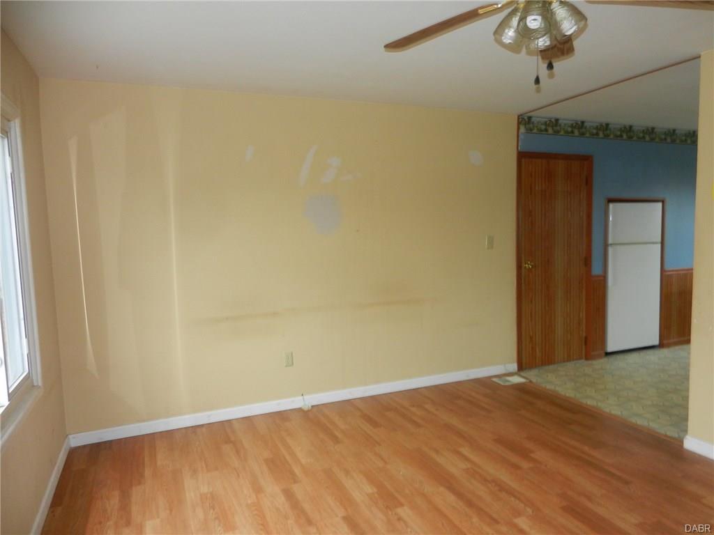 54 Lindway Dr