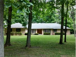 For Sale: 514 Woodhaven Trl Yellow Springs, OH 45387