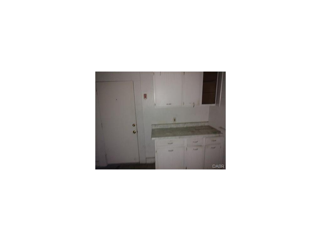 51 E Maplewood Ave