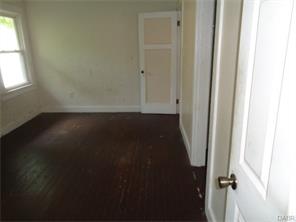 For Sale: 1519 Cory Dr Dayton, OH 45406