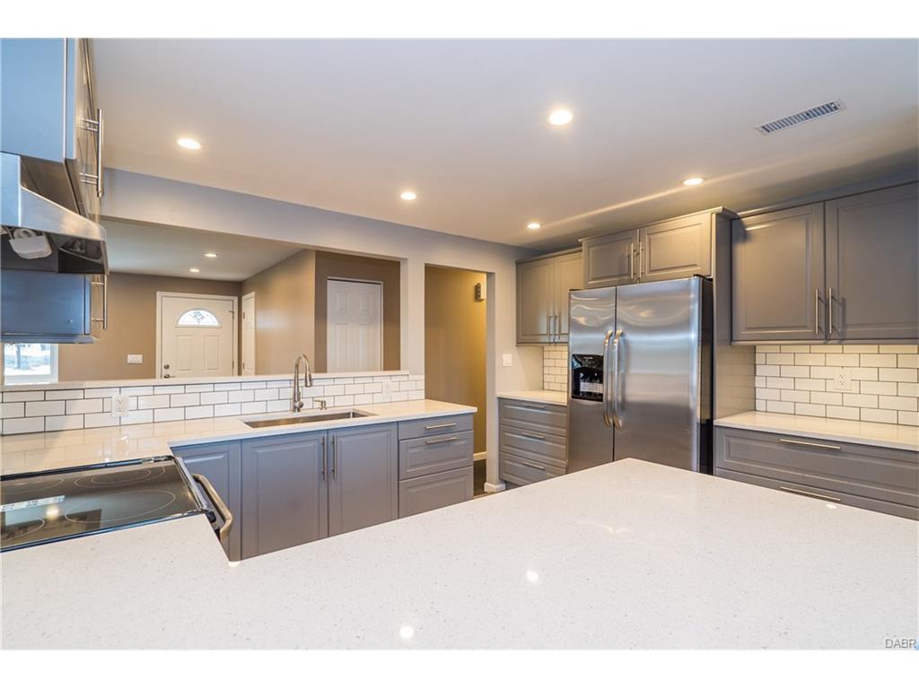 3636 Sequoia Dr