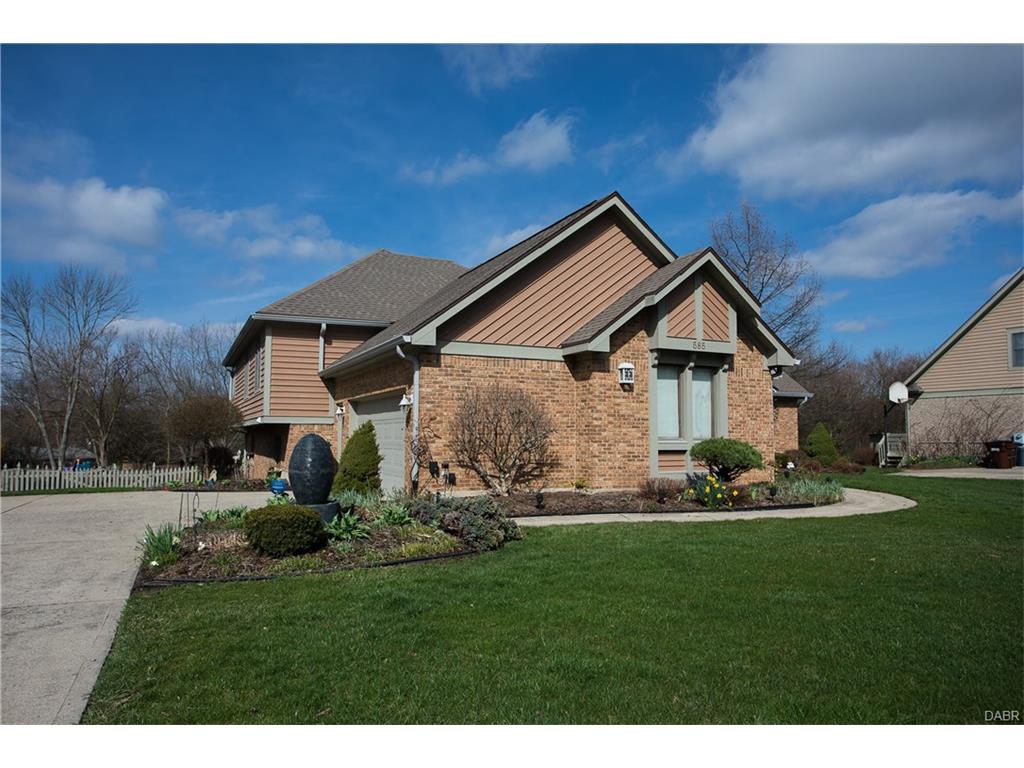 441 Ashton Ct