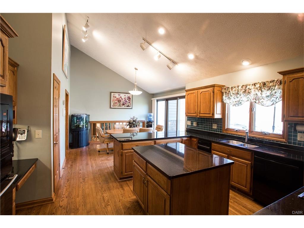 441 Ashton Ct