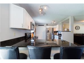 For Sale: 312 Applehill Dr Dayton, OH 45449