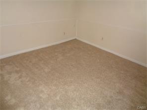 For Sale: 206 Ironwood Dr Dayton, OH 45449