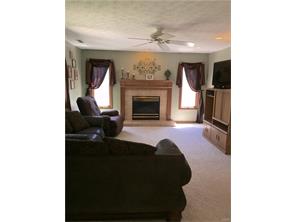 For Sale: 1375 Fenway Ct Dayton, OH 45458