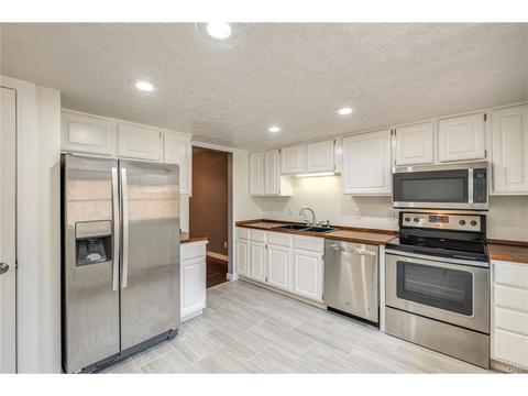 5911 Gloucester Ct