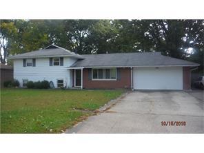 20 W Main St