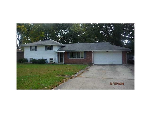 20 W Main St