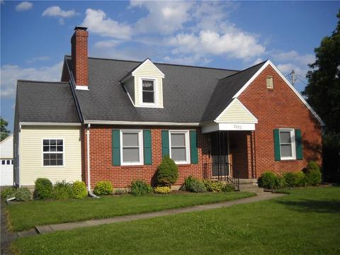 484 Ridgeview Cir