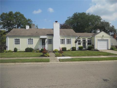 636 Riverside