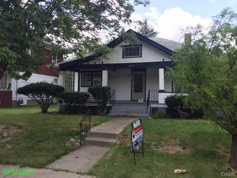 321 Rosewood Ave