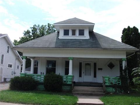 321 Rosewood Ave