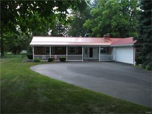 For Sale: 2773 S Burnett Rd Springfield, OH 45505