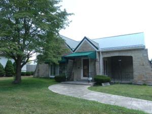 For Sale: 345 Fairway Ave Chillicothe, OH 45601