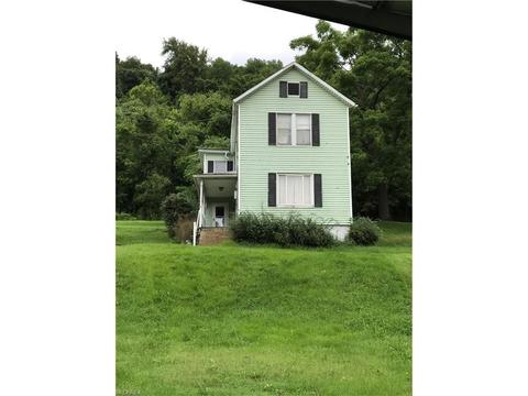 484 Morris Loop Rd
