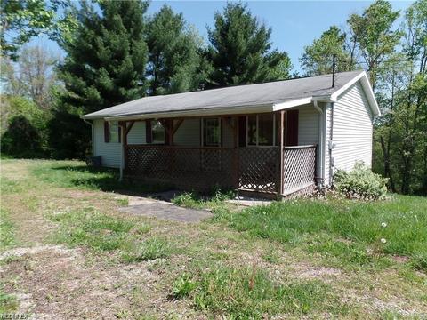 484 Morris Loop Rd