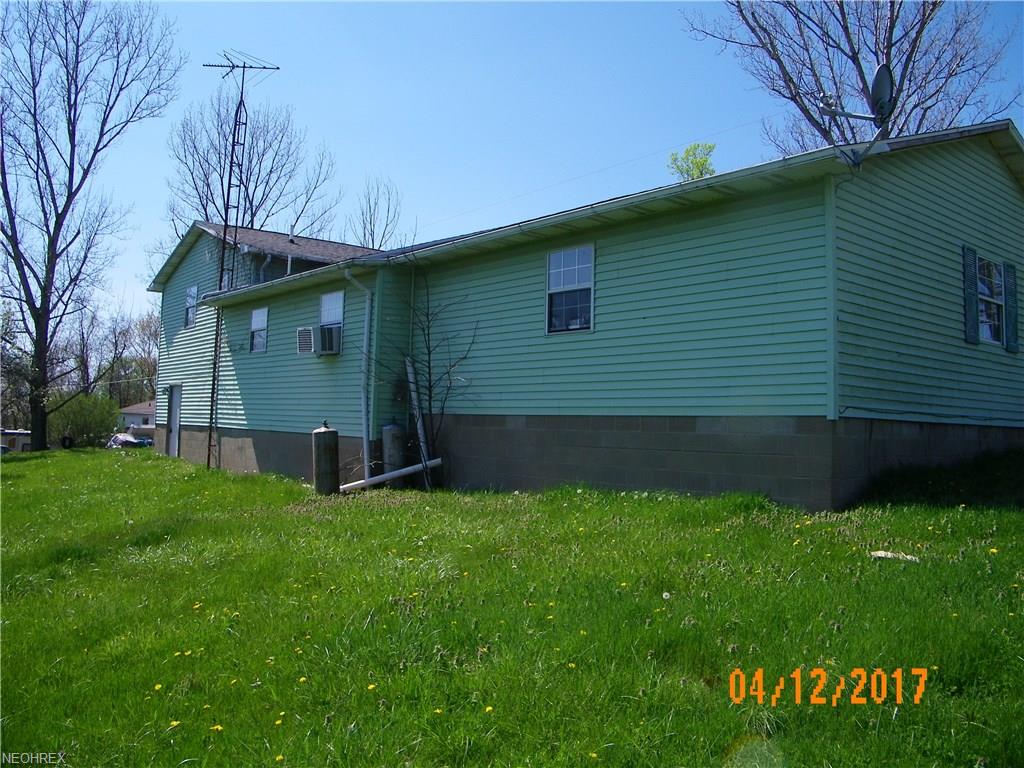 734 Nelson St