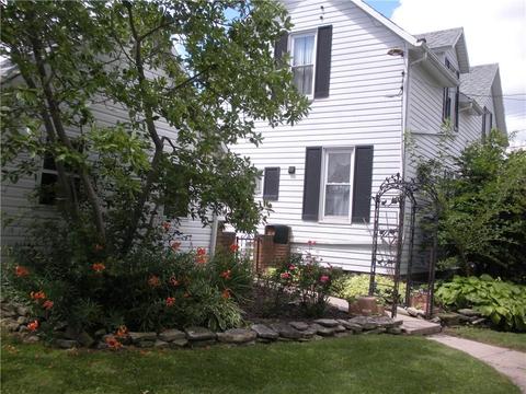 301 E Mechanic St